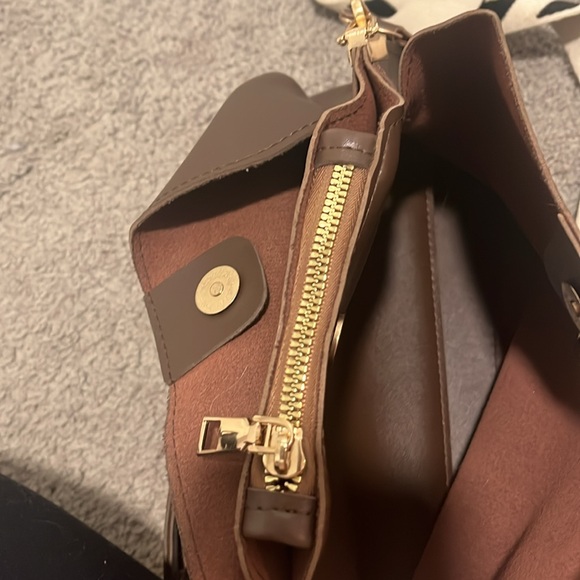 Cute purse - Picture 4 of 4